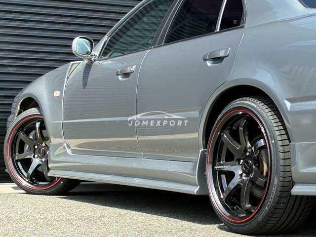 Nissan Skyline 2000 thumbnail 6