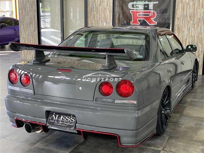 Nissan Skyline 2000 thumbnail 9