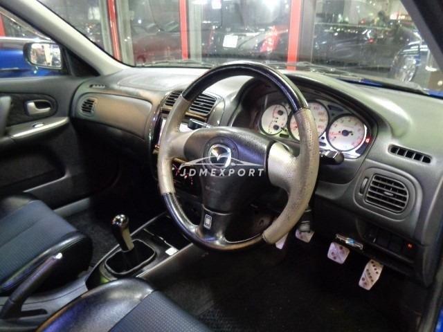 Mazda Familia 2001 thumbnail 3