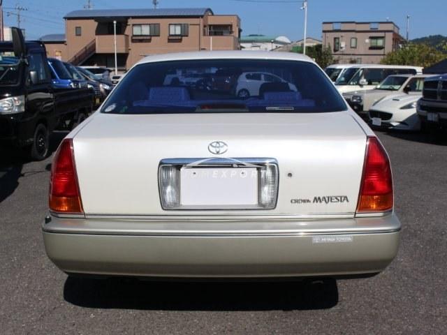 Toyota Crown Majesta 1997 thumbnail 16