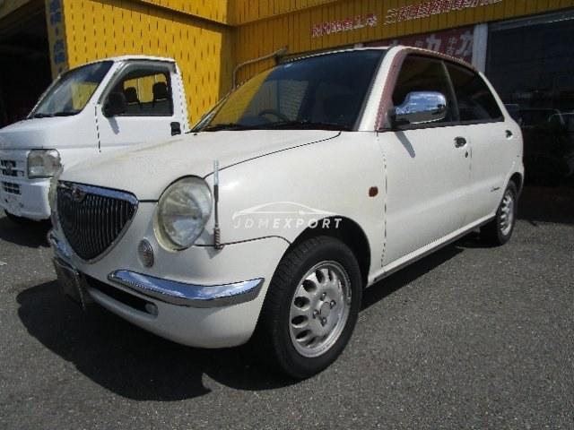 Daihatsu Opti 2000