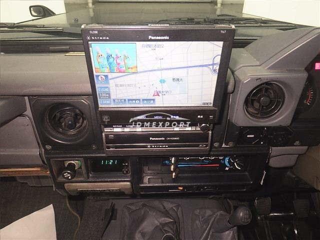 Toyota Land Cruiser 1999 thumbnail 9
