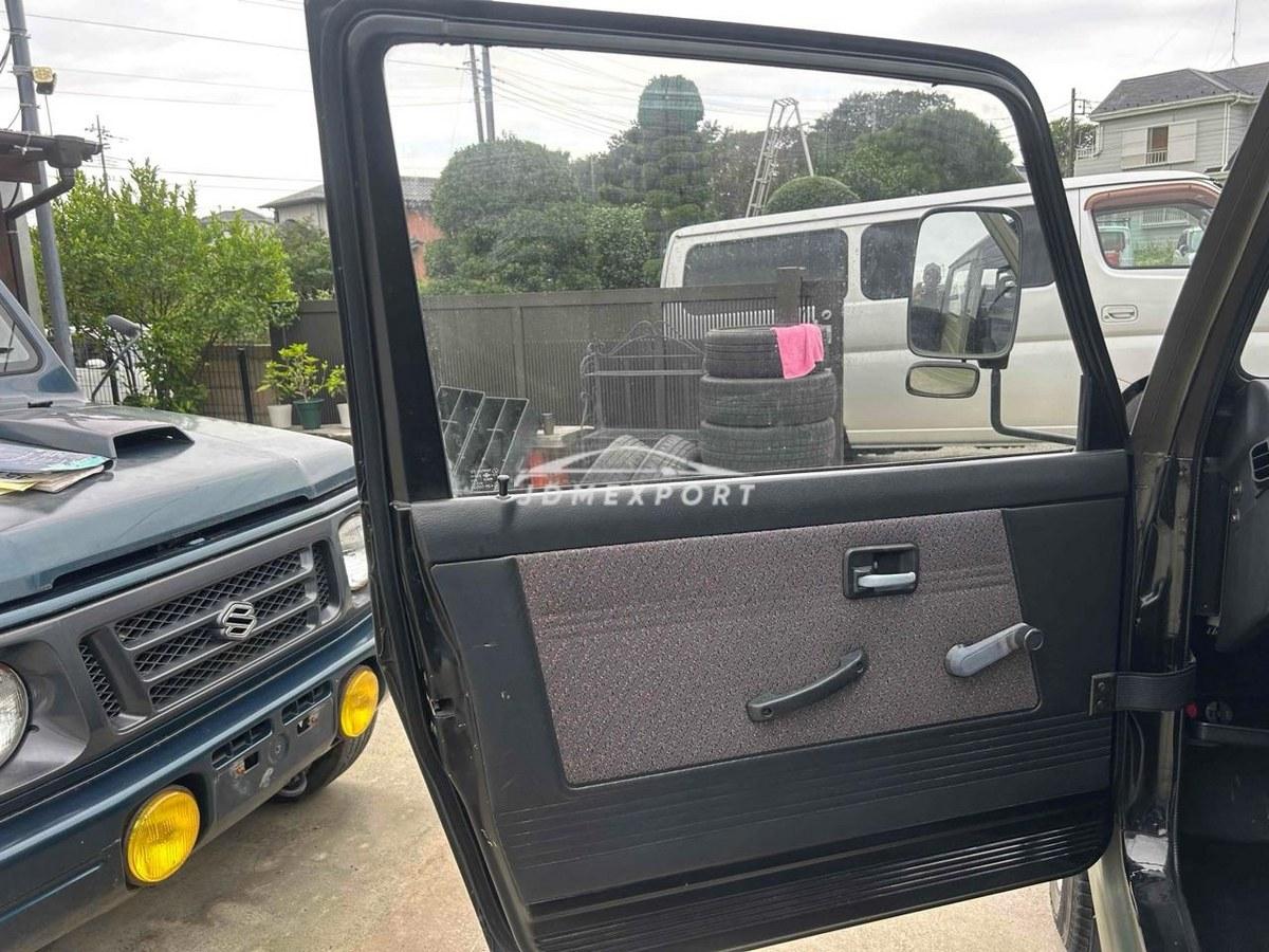 Suzuki Jimny 1992 thumbnail 35