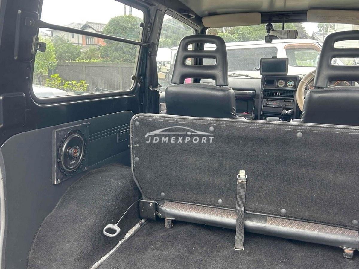 Suzuki Jimny 1992 thumbnail 33
