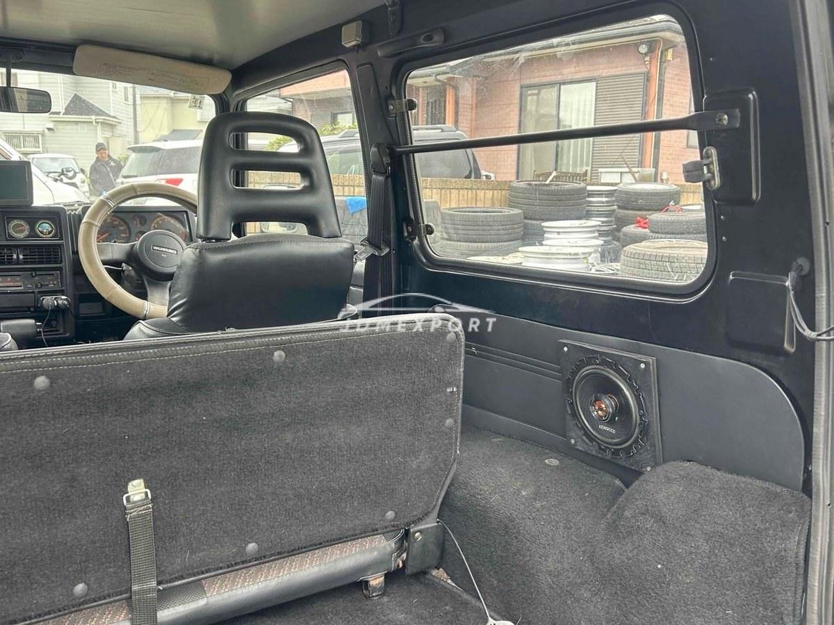 Suzuki Jimny 1992 thumbnail 32