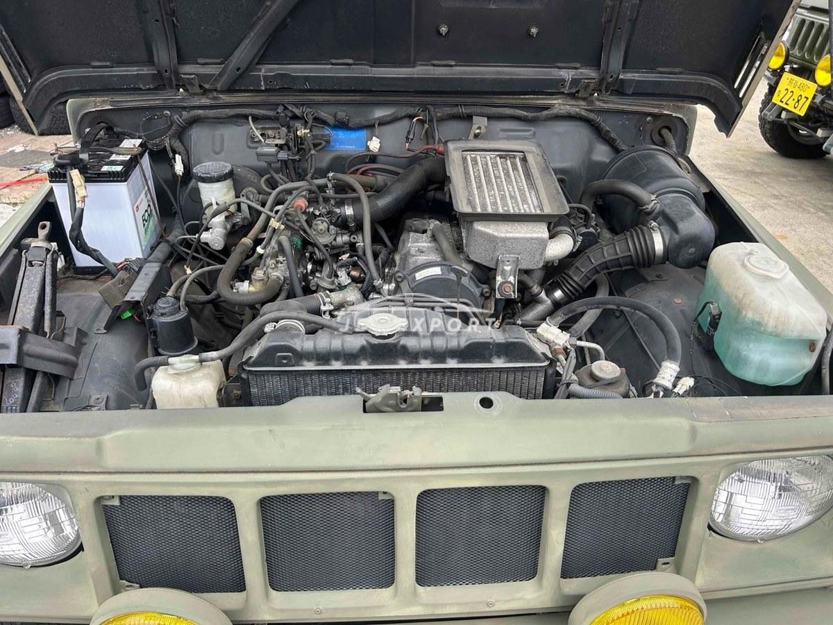 Suzuki Jimny 1992 thumbnail 19