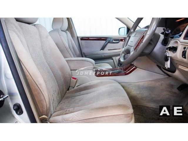 Toyota Crown Estate 2000 thumbnail 6