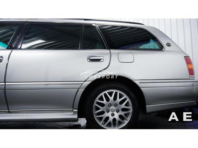Toyota Crown Estate 2000 thumbnail 16