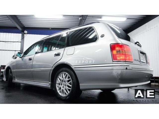Toyota Crown Estate 2000 thumbnail 5