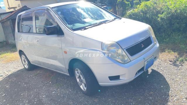 Mitsubishi Mirage 2000 thumbnail 3