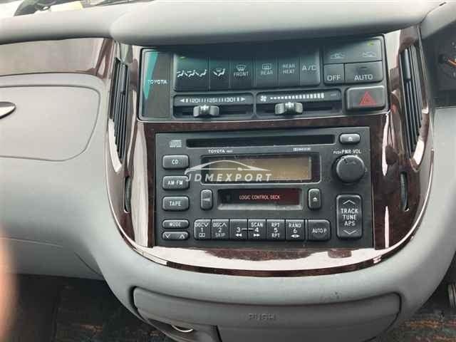 Toyota Estima 1997 thumbnail 7