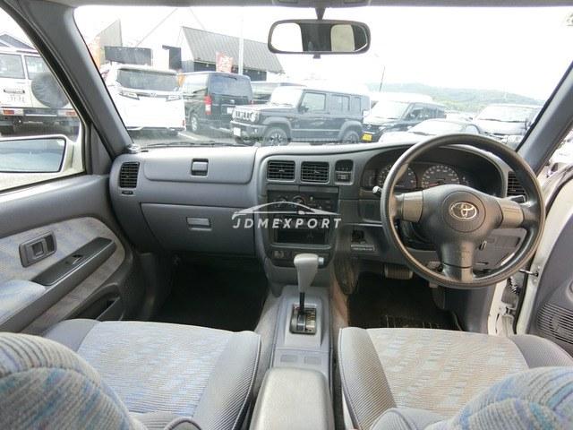 Toyota Hilux 2001 thumbnail 2