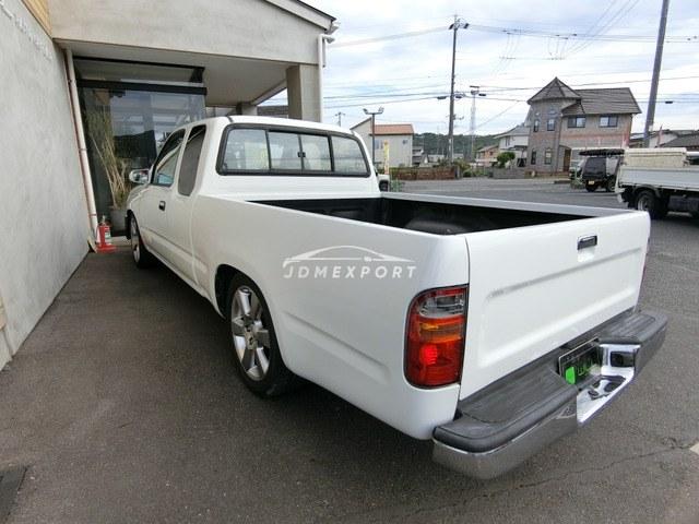 Toyota Hilux 2001 thumbnail 7