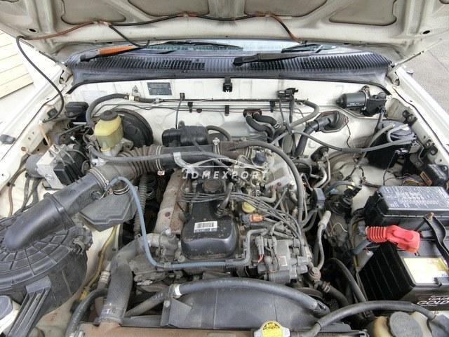 Toyota Hilux 2001 thumbnail 4