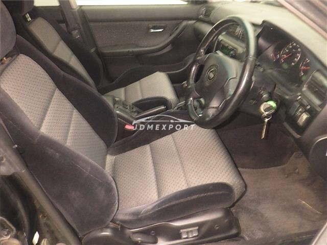 Subaru Legacy B4 2001 thumbnail 6
