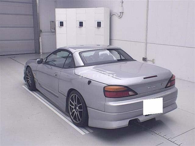 Nissan Silvia 2000 thumbnail 2