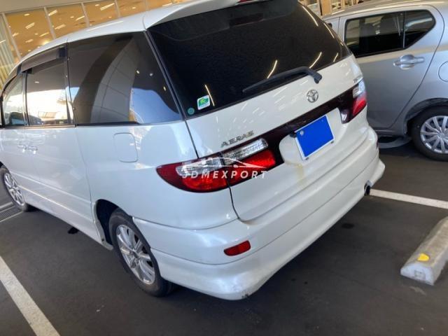 Toyota Estima 2000 thumbnail 4
