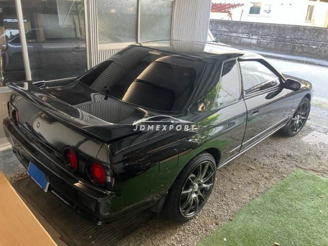 Nissan Skyline 1992 thumbnail 3