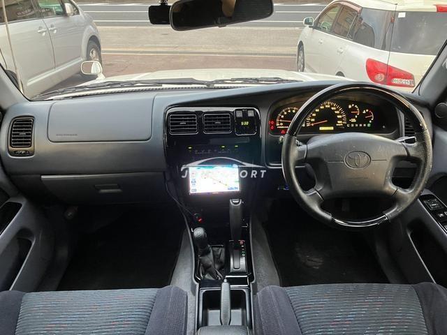 Toyota Hilux Surf 1998 thumbnail 4