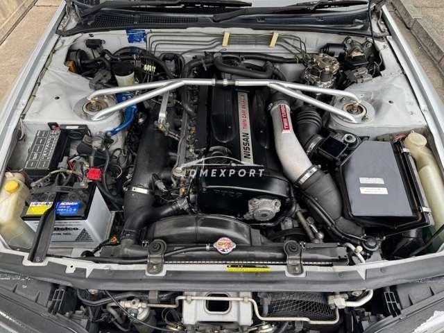 Nissan Skyline GT-R 1993 thumbnail 3
