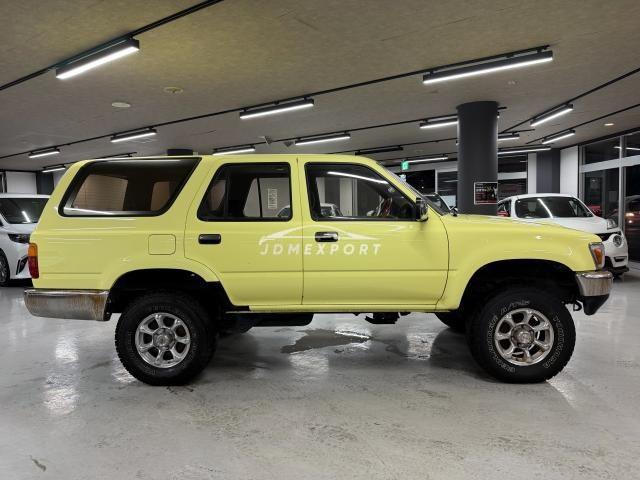 Toyota Hilux Surf 1991 thumbnail 4