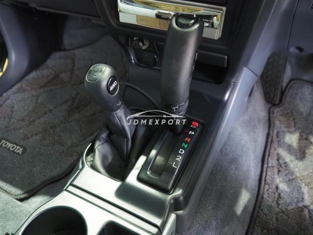 Toyota Hilux Surf 1999 thumbnail 17