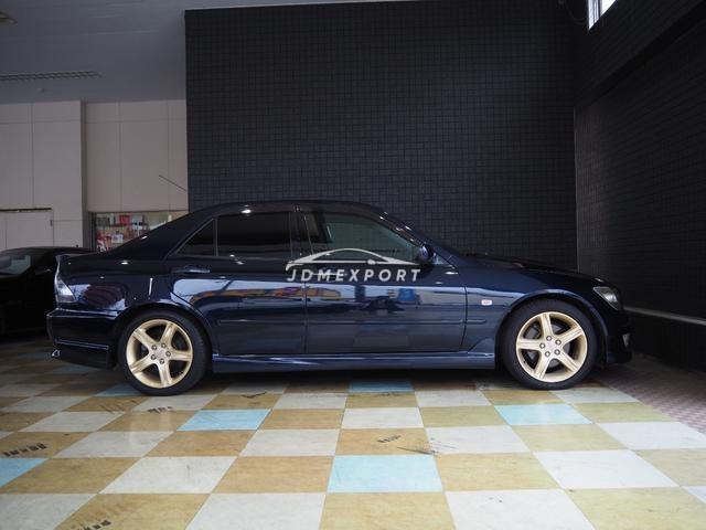 Toyota Altezza 2001 thumbnail 4
