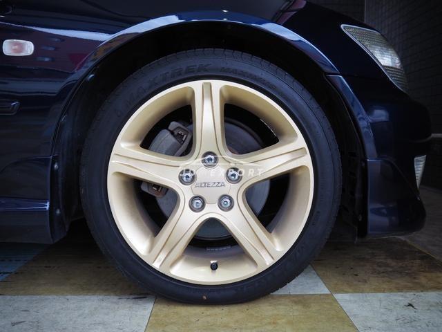 Toyota Altezza 2001 thumbnail 9