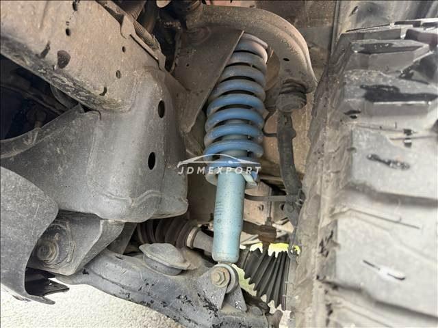 Toyota Land Cruiser Prado 2000 thumbnail 27