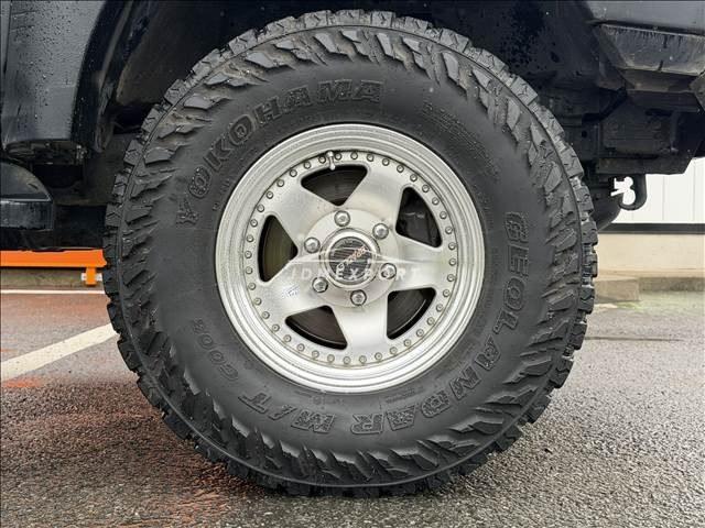 Toyota Land Cruiser Prado 2000 thumbnail 39