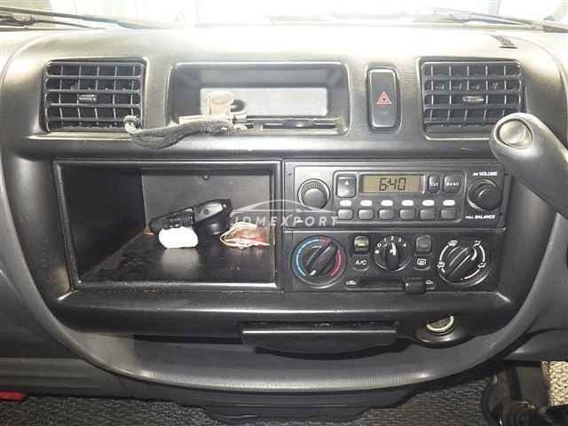 Nissan Vanette Van 2000 thumbnail 5