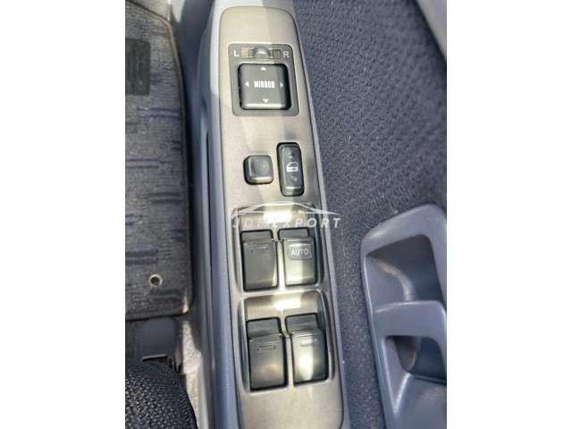 Toyota Hilux Surf 1998 thumbnail 29
