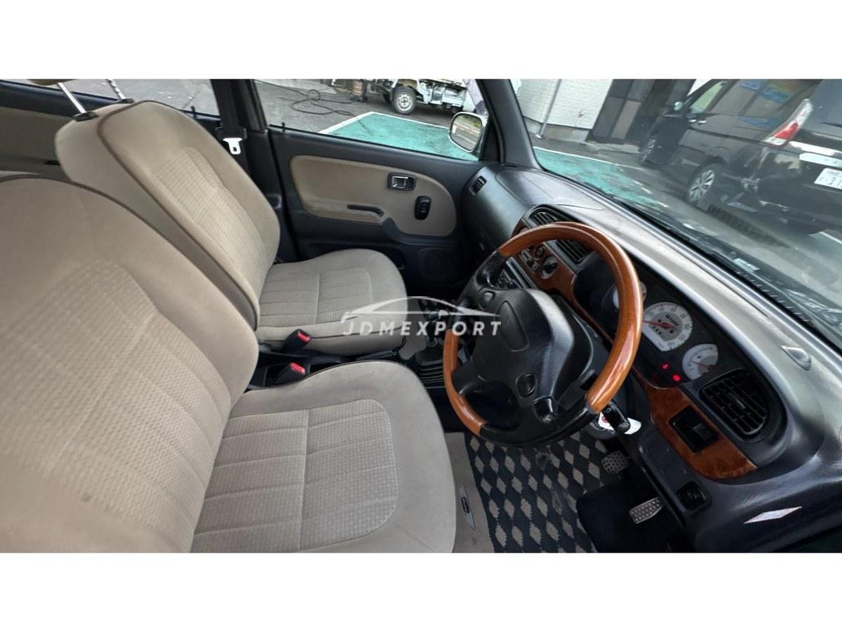 Daihatsu Mira Gino 2001 thumbnail 30