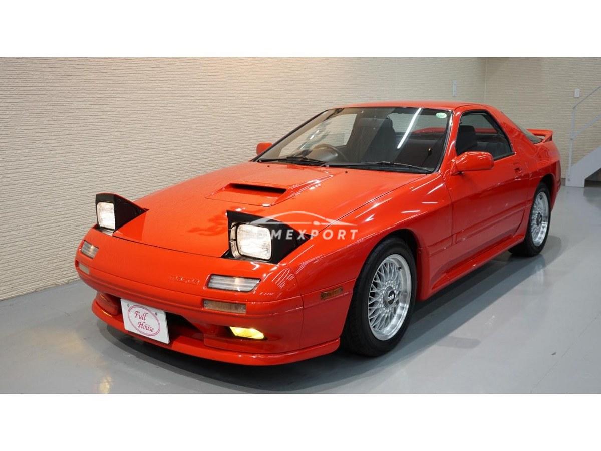 Mazda Savanna RX-7 1991 thumbnail 4