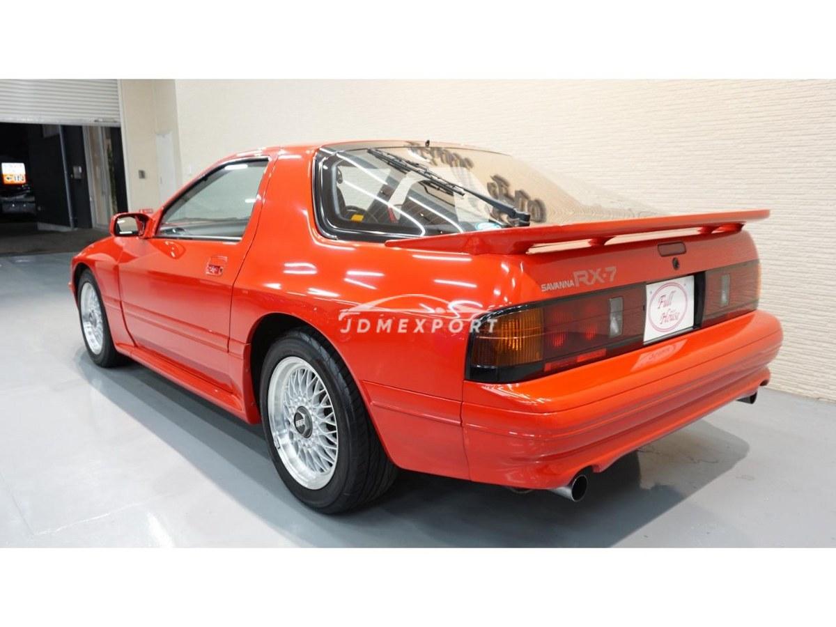 Mazda Savanna RX-7 1991 thumbnail 10