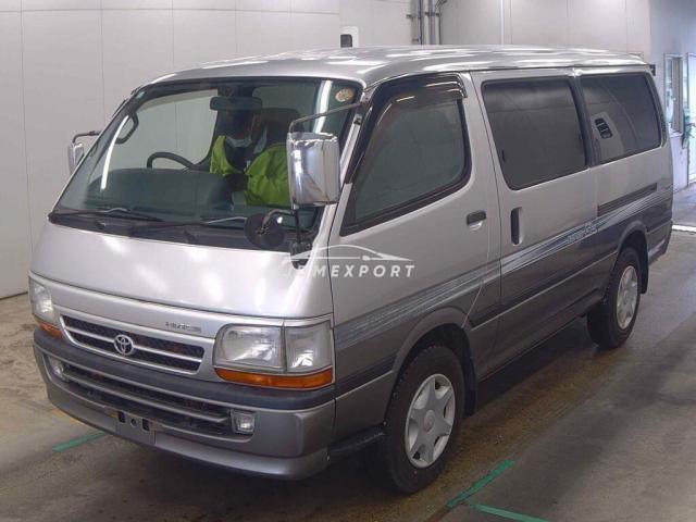 Toyota Hiace Van 2001 thumbnail 4