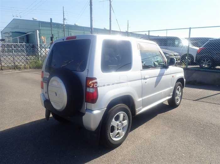 Mitsubishi Pajero Mini 2001 thumbnail 5