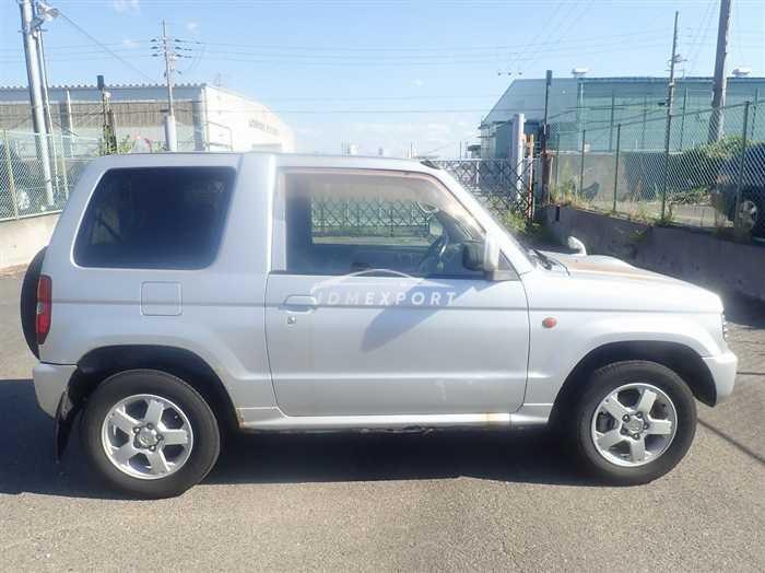 Mitsubishi Pajero Mini 2001 thumbnail 3