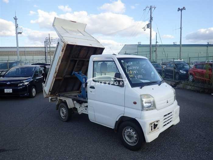 2000 Mitsubishi Minicab Truck 4WD U62T