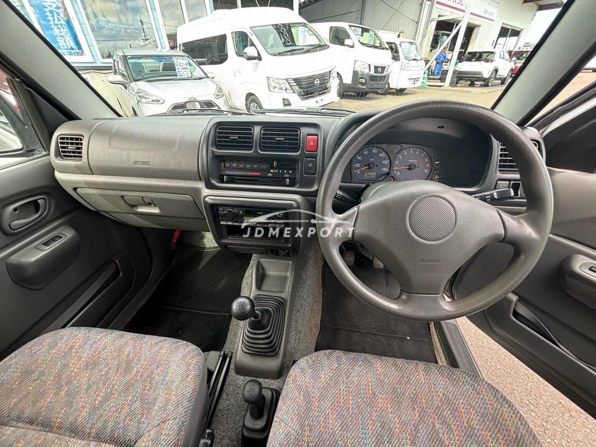 Suzuki Jimny 2001 thumbnail 9