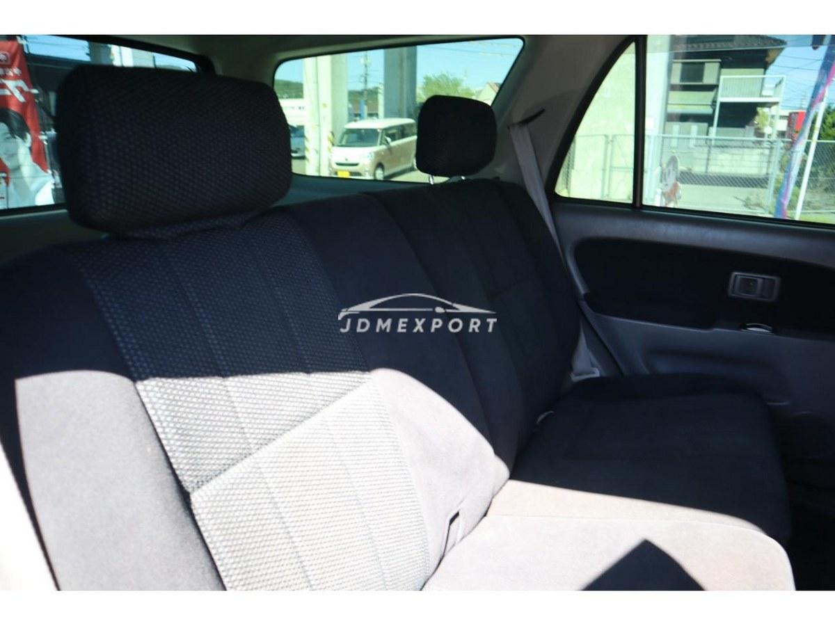 Toyota Hilux Surf 2002 thumbnail 10