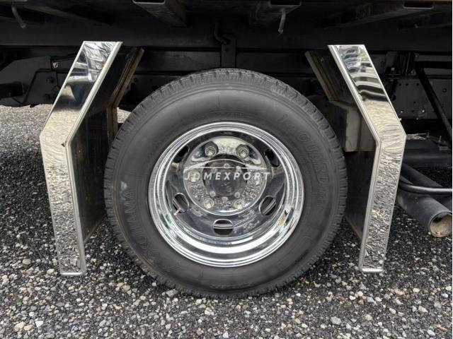 Mitsubishi Fuso Canter 2000 thumbnail 9
