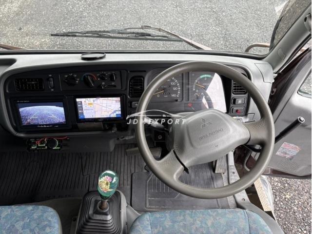 Mitsubishi Fuso Canter 2000 thumbnail 21