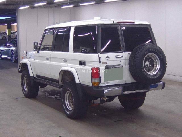 Toyota Land Cruiser 70 1993 thumbnail 2