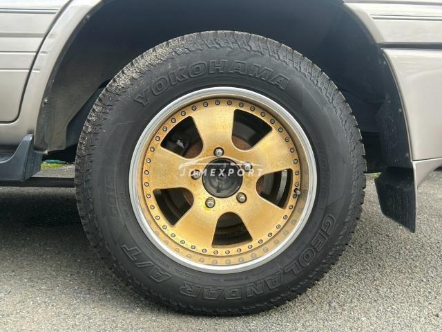 Toyota Land Cruiser 100 2000 thumbnail 19