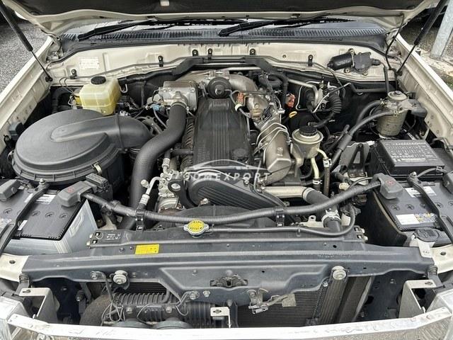 Toyota Land Cruiser 1999 thumbnail 11