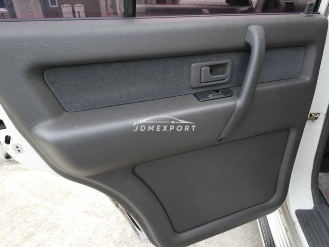 Isuzu Bighorn 1996 thumbnail 15