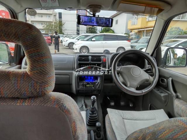 Suzuki Jimny 2001 thumbnail 3