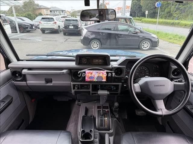 Toyota Land Cruiser Prado 1992 thumbnail 3