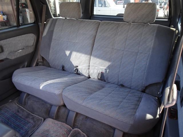 Toyota Hilux Surf 1996 thumbnail 17